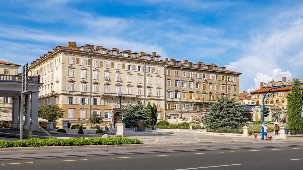 Apartments Art Teatro Rijeka Exterior photo